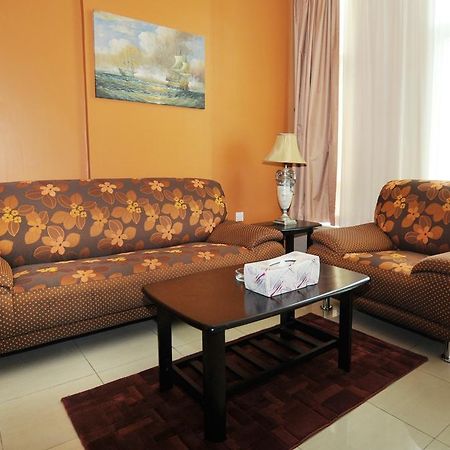 Center Ville Hotel Абу-Даби Экстерьер фото