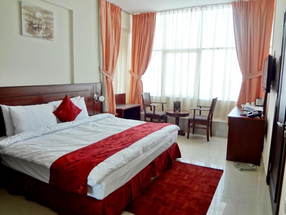 Center Ville Hotel Абу-Даби Экстерьер фото